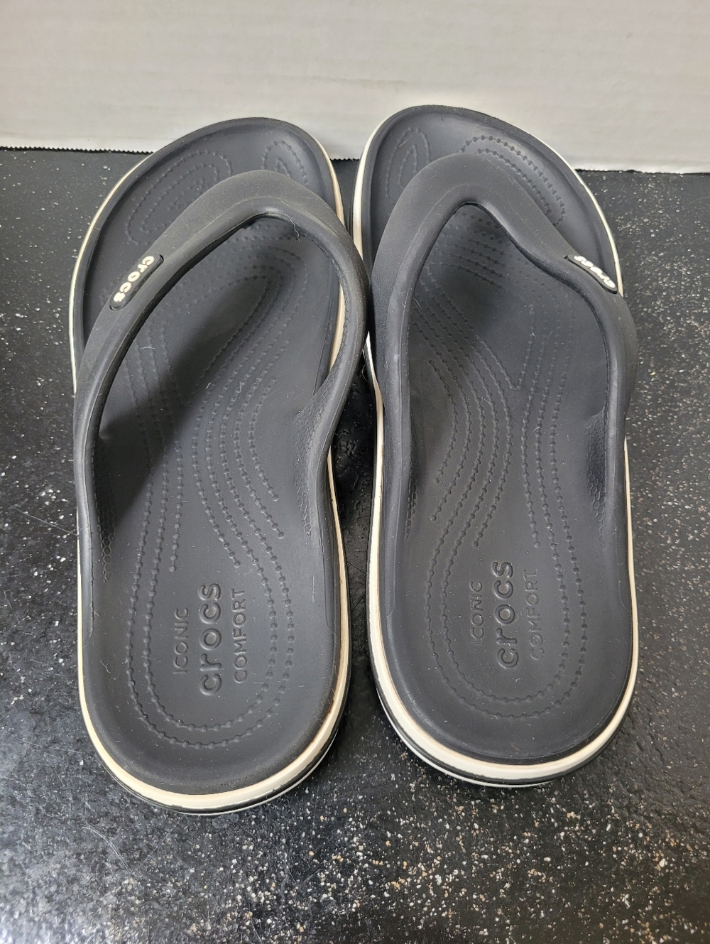 Crocs Classic Flip Sandals in Black with White Trim - Picture 2 of 4